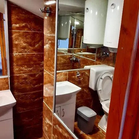 Hedonist * Stara Pazova