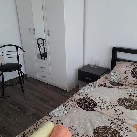 Hedonist * Stara Pazova